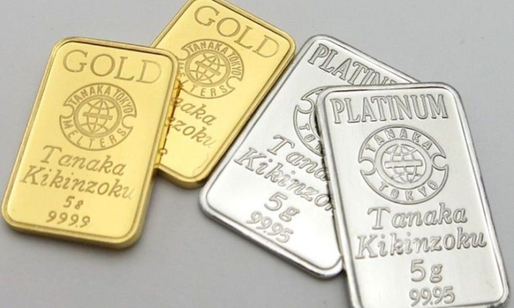 Платина дешевле золота. Слитки платины и золота. Слитки золота и серебра. Слитки золото серебро платина. Белое золото слиток.